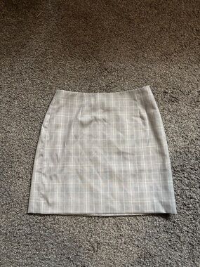 H&M Gray Plaid Pencil Skirt
